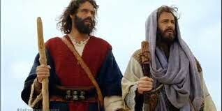 Moisés volta ao Egito