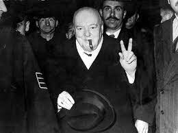 Churchill Primer Ministro Inglés