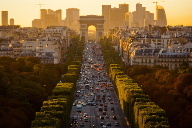 Les Champs-Élysées