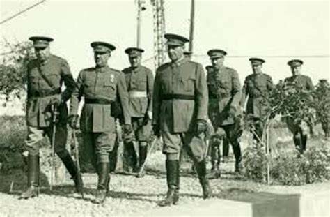 Inici de la insurrecció militar