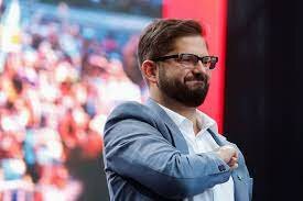 Asume Presencialidad Gabriel Boric