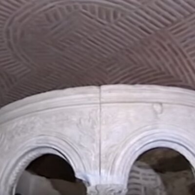 Timeline: πεντάκλιτη Βασιλικη