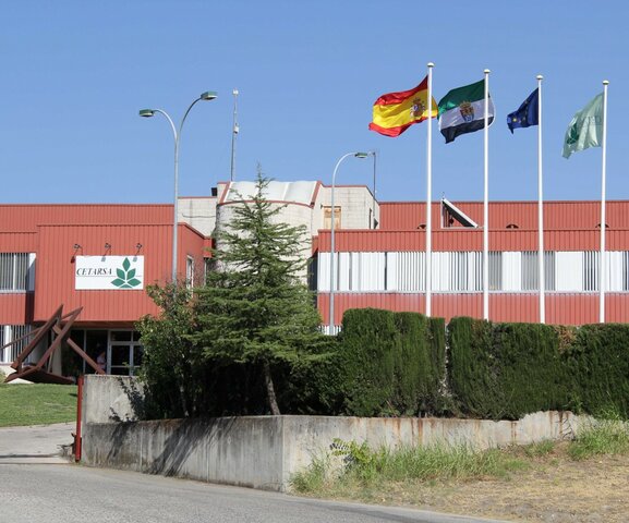 Se funda la empresa Cetarsa