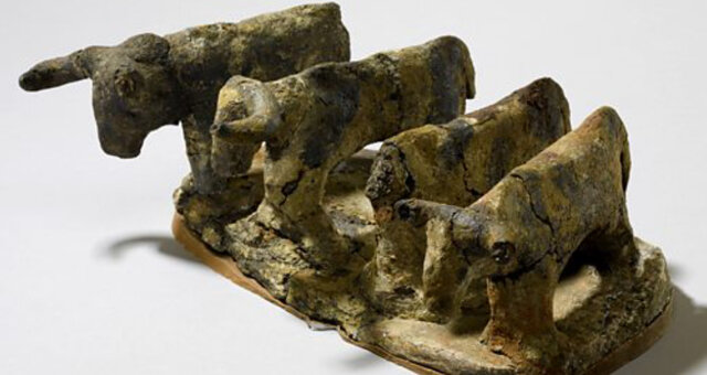 5000 B.C. - Egyptian model of cattle
