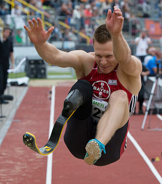 Markus Rehm bat el rércord del mon en salt de longiutd (T64) amb 8,62.