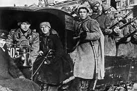 Inicio de la Revolución. Revolución Obrera y Burguesa