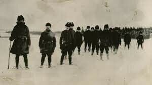 Rusia se retira de la guerra. Inicio de la revolución Bolchevique.