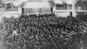 Manifestación Nazi, Hitler es encarcelado