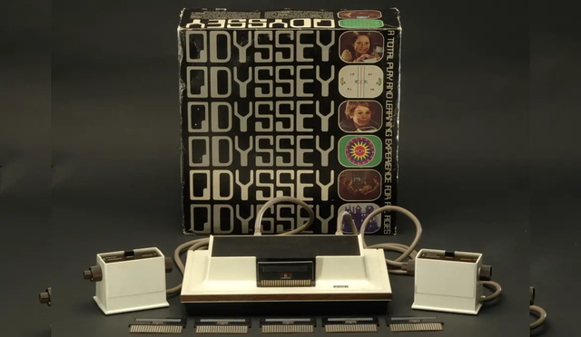 Se lanza la Magnavox Odyssey, la primera consola doméstica.
