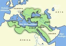 Regnat de l'Imperi Otomà, que s'expandeix des d'Anatòlia, Turquia, cap a l'est i l'oest, i arriba al seu apogeu al segle XVII.