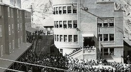 Timeline: Historia de Sewell