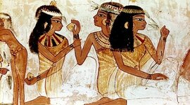 Timeline: DE CLEOPATRA A CHANEL