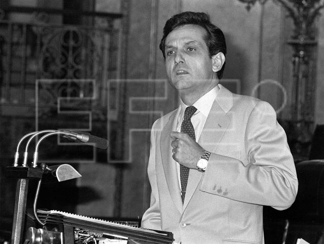 El pleno del Congreso de los Diputados aprueba la Ley Orgánica de Armonización del Proceso Autonómico (L.O.A.P.A.)