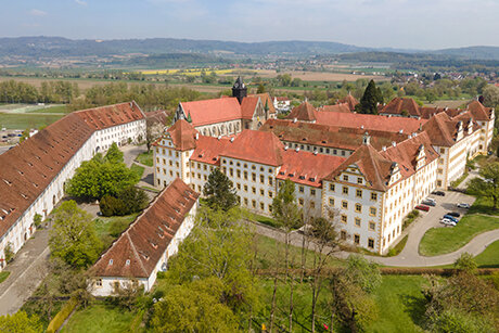 Established the Salen School