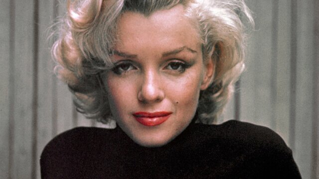 Marilyn Monroe dies