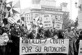 Aprobación estatus especial como ciudades autónomas para Ceuta y Melilla