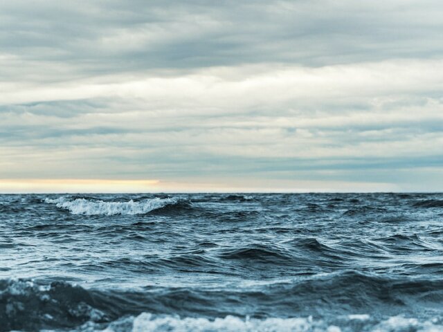 desde 1880 casi la mitad de esos centímetros han aumentado en los últimos 25 años. Cada año, el mar sube otros 3,4 milímetros.