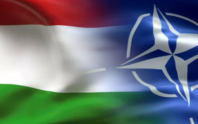 Csatlakozás a NATO-hoz