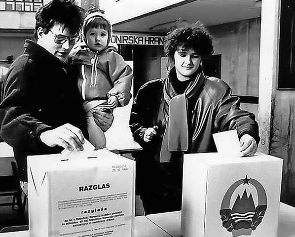 Plebiscit o osamosvojitvi