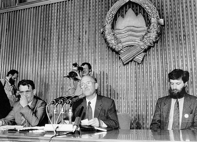 Sprejetje slovenske ustave