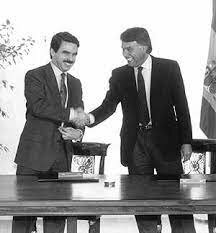 El Gobierno y el P.P. alcanzan un pacto autonómico