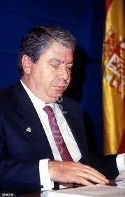 Dimite José Luis Corcuera