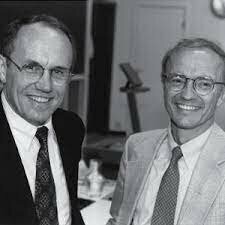 Ball y David Romer