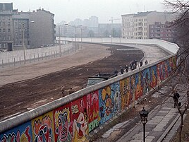 Construcció del mur de Berlín
