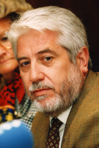 El socialista Javier Otano, presidente del Parlamento navarro.