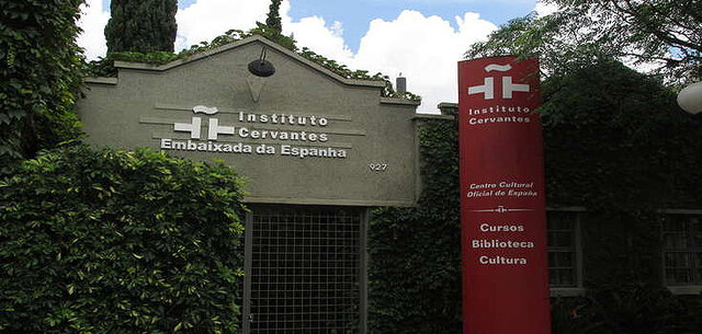 Aprobación del Instituto Cervantes