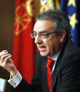 Miguel Sanz es investido Presidente de Navarra