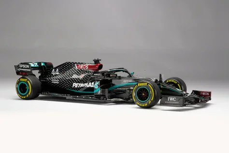 Mercedes-AMG F1 W11 EQ Performance