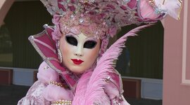 Timeline: Origen y Evolución del carnaval