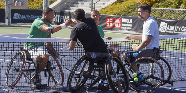 Se inventó el tenis en silla de ruedas