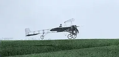 First mono-wing aircraft