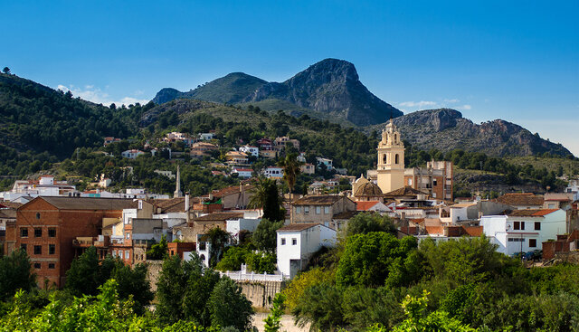 Ausiàs March gestiona possessions feudals a la Safor
