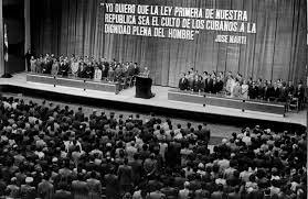 Constitución 1976