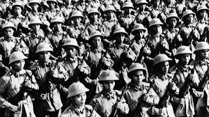 US troops arrive in Vietnam