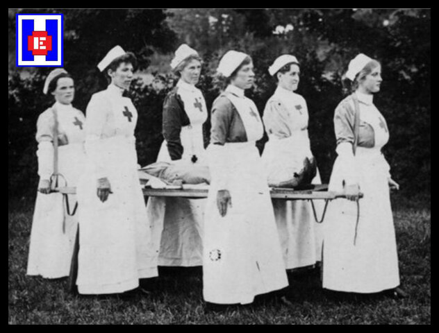 funda la escuela de Enfermeras Visitadoras y Visitadoras Social