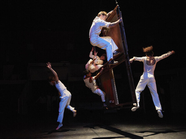 Escuela de circo del oeste