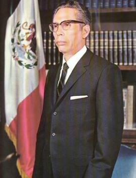 Termina el periodo presidencia de Gustavo Díaz Ordaz