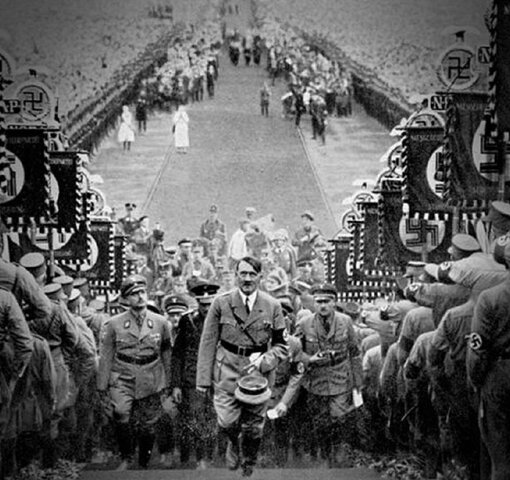 Hitler nombrado canciller