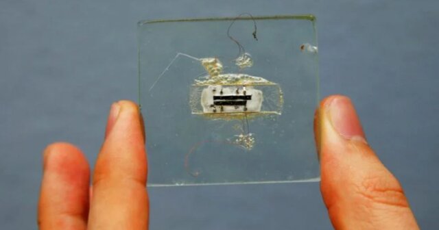 το πρώτο Ολοκληρωμένο Κύκλωμα