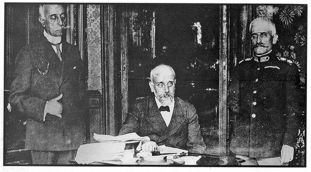 Η ένταξη της Ελλάδος στο πλευρό της Αντατ