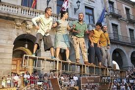 SE INAUGURA LAFERIA DEL CIRCO TRAPEZI.
