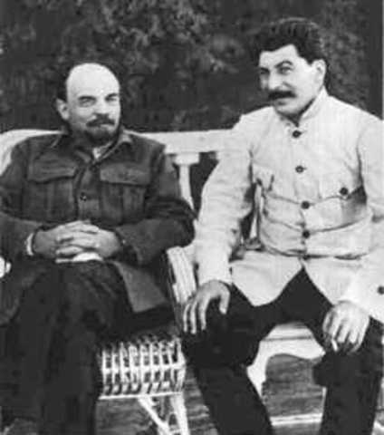 Stalin Recognizes Lenin