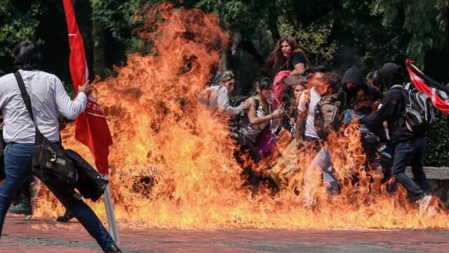 Atentado contra estudiantes