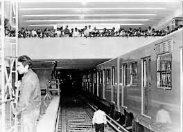 Inauguración de la primera linea del metro