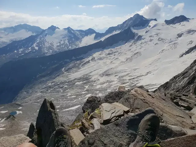 Premier sommet de 3 000 m