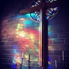 Isacc Newton discovers that light reflects from glass.